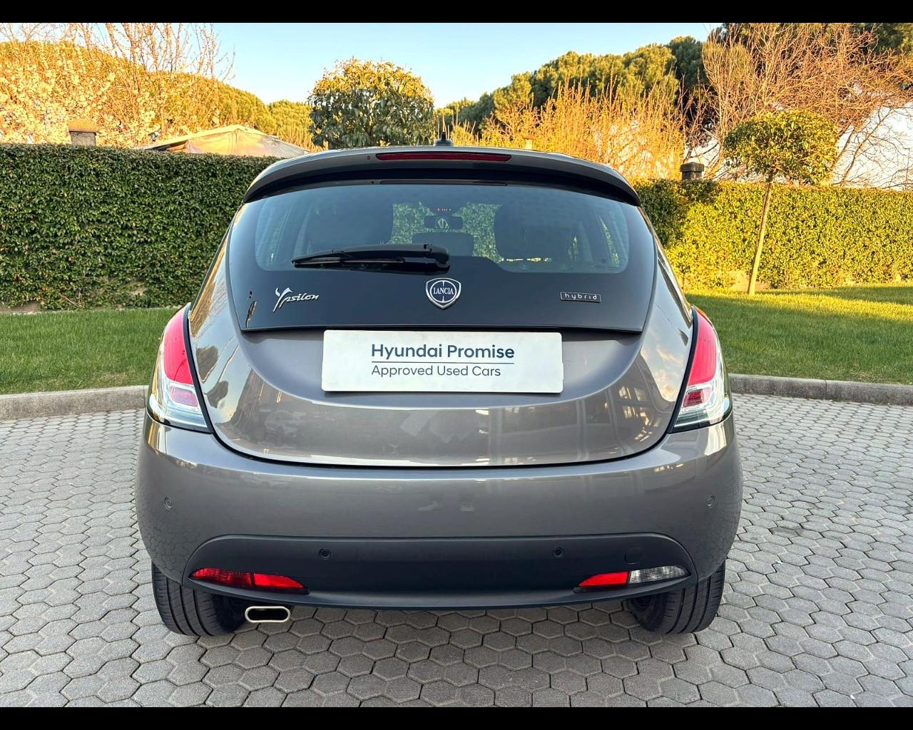 LANCIA Ypsilon III 2021 - Ypsilon 1.0 firefly hybrid Gold Plus s&s 70cv 5p.ti