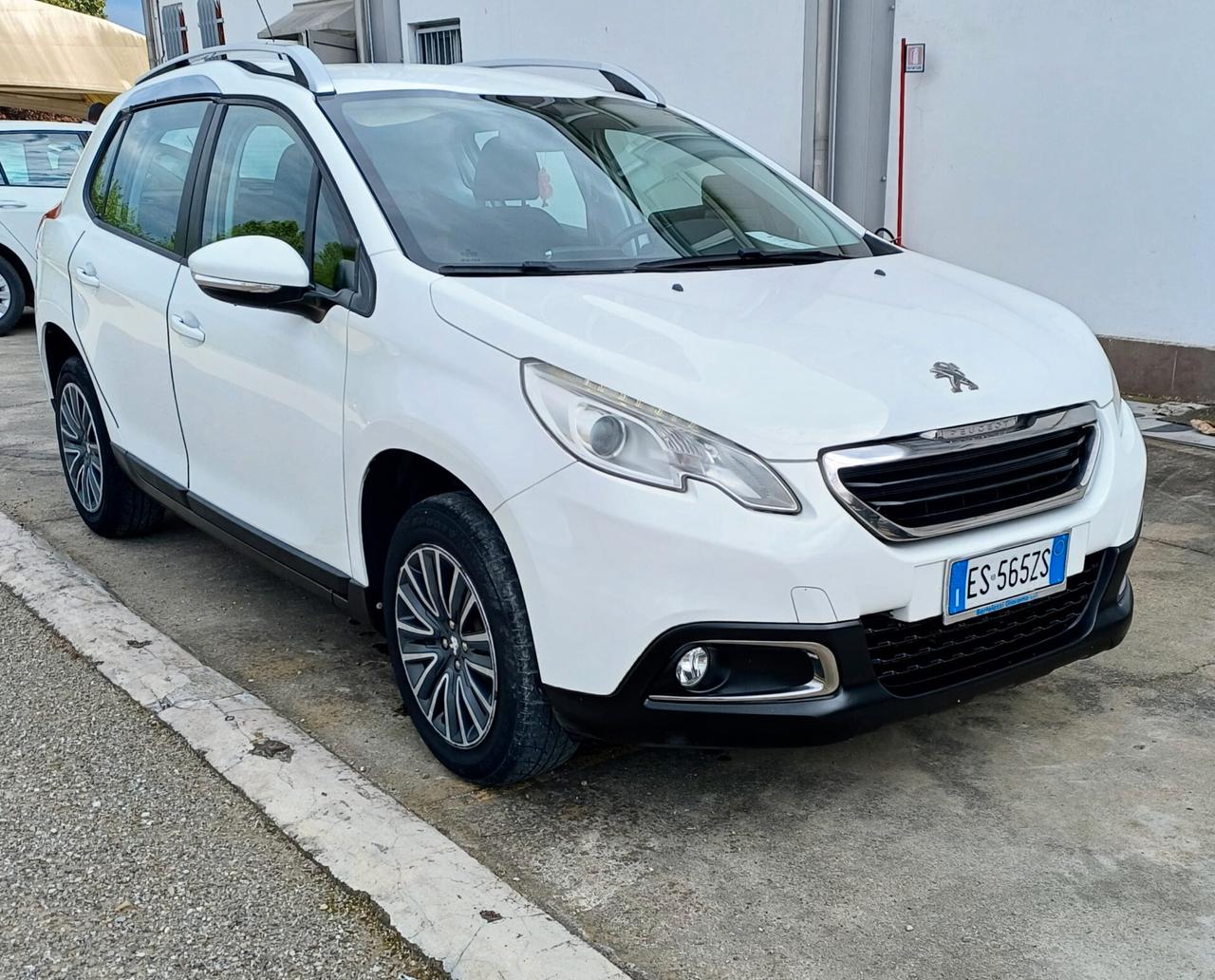 Peugeot 2008 1.2 VTi 82CV Access