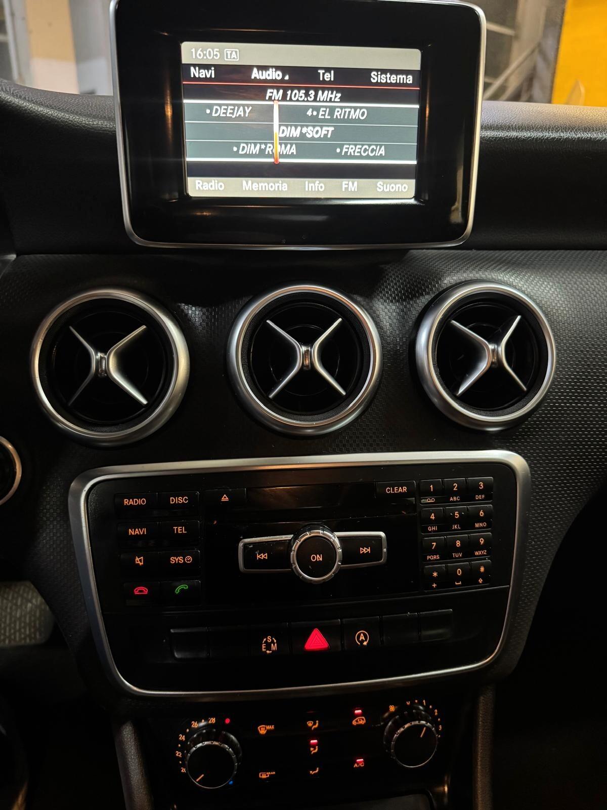 Mercedes-benz A 200 d Automatic Sport