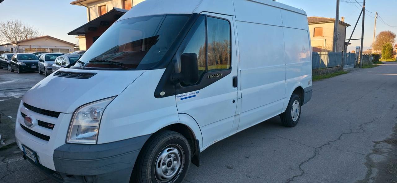 Ford Transit 2.2 diesel tetto alto