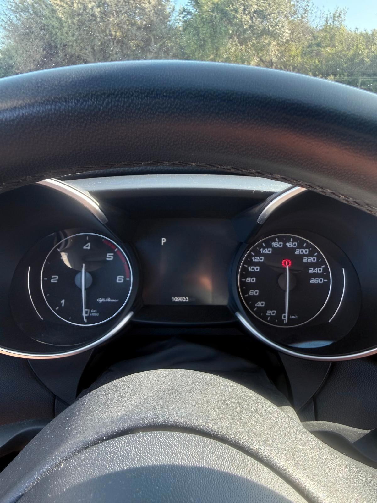 Alfa Romeo Giulia 2.2 Turbodiesel 150 CV AT8 Super