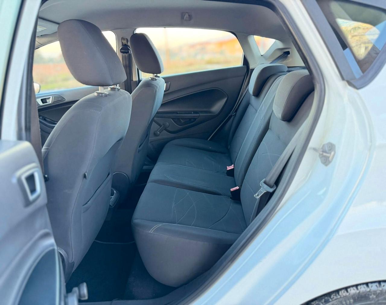 Ford Fiesta 1.5 TDCi 75CV 5 porte Titanium