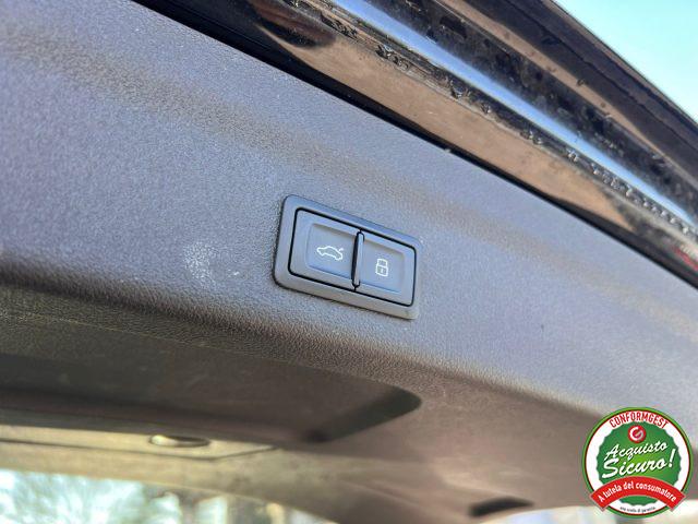 AUDI A6 Avant 40 2.0 TDI quattro ultra S tronic Business S