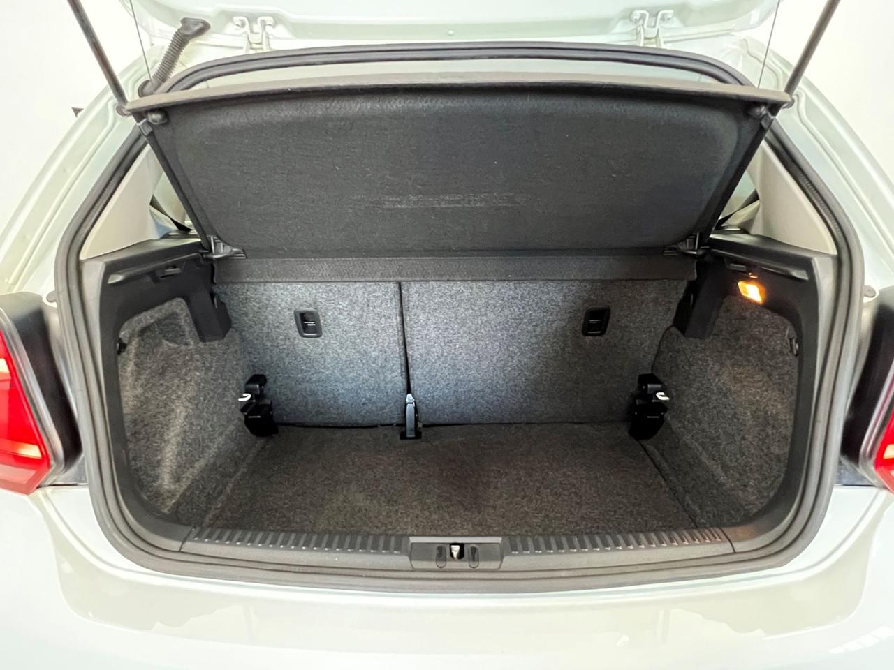 VOLKSWAGEN Polo V 2014 Polo 5p 1.2 tsi bm Cross