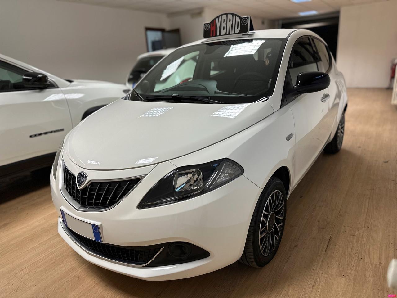 Lancia Ypsilon Hybrid Platino PREZZO REALE