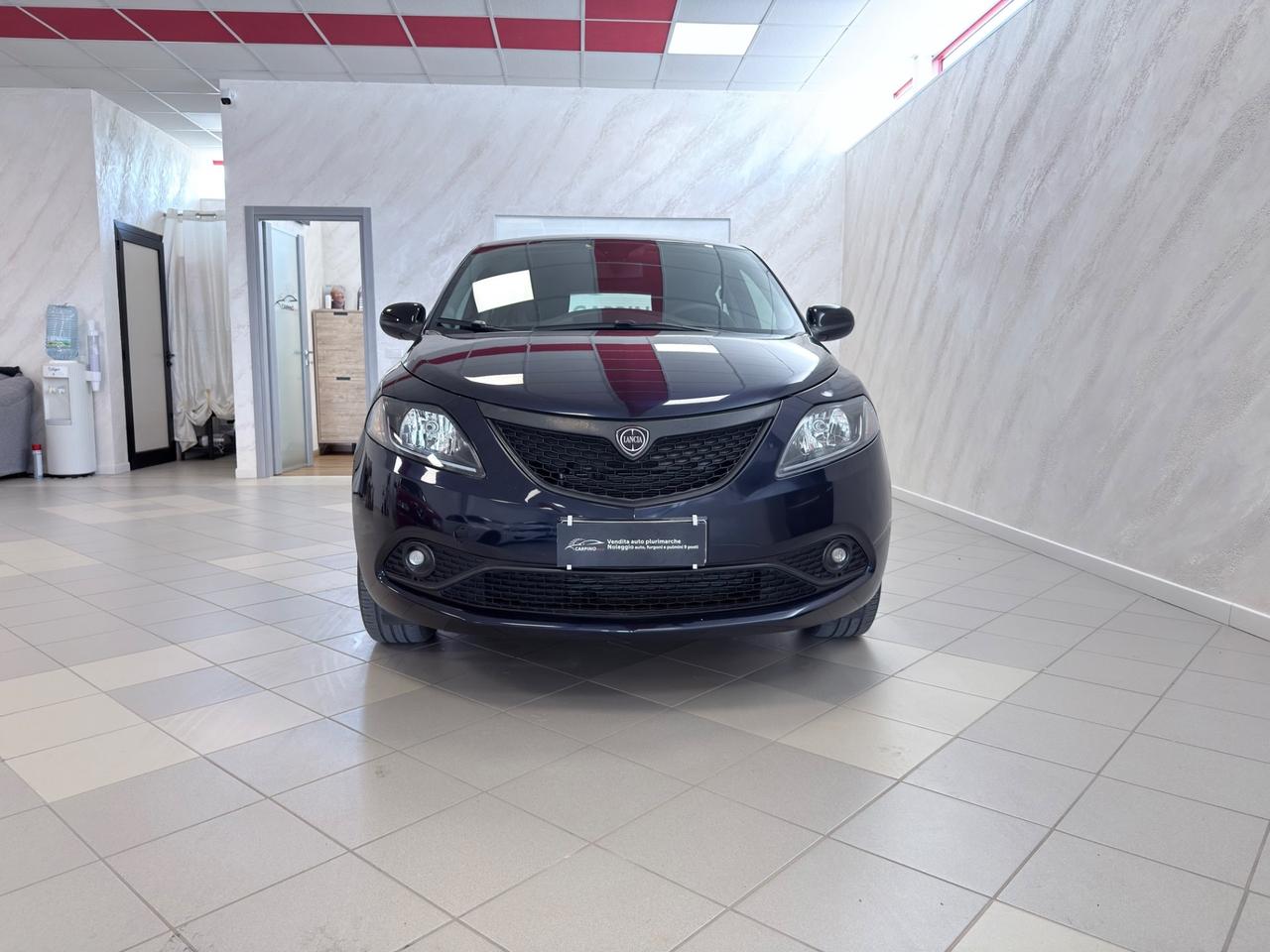 Lancia Ypsilon 1.0 FireFly 5 porte S&S Hybrid Ecochic A. Ferretti