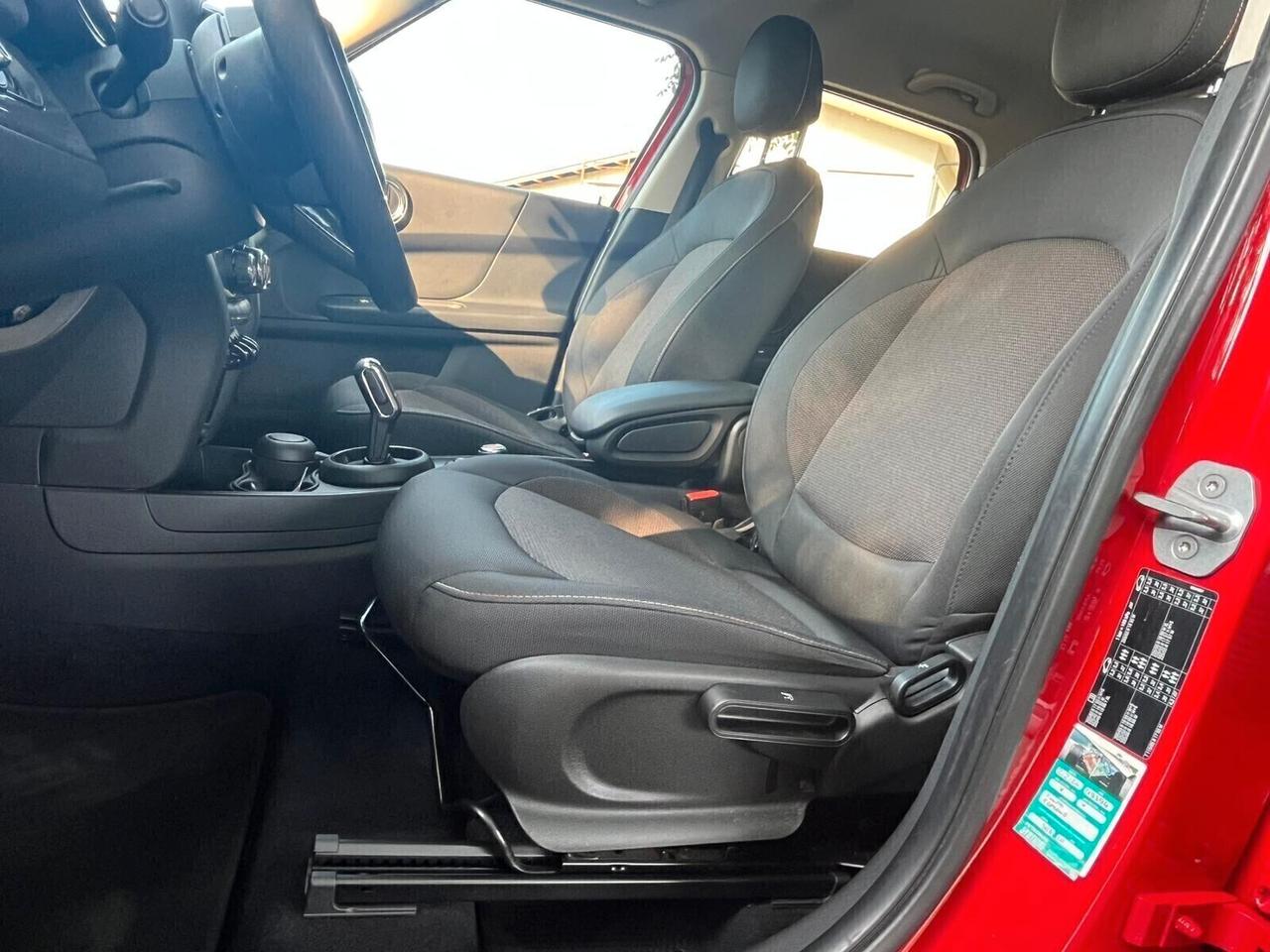 Mini Cooper D Countryman 2.0 D Business BI-COLOR