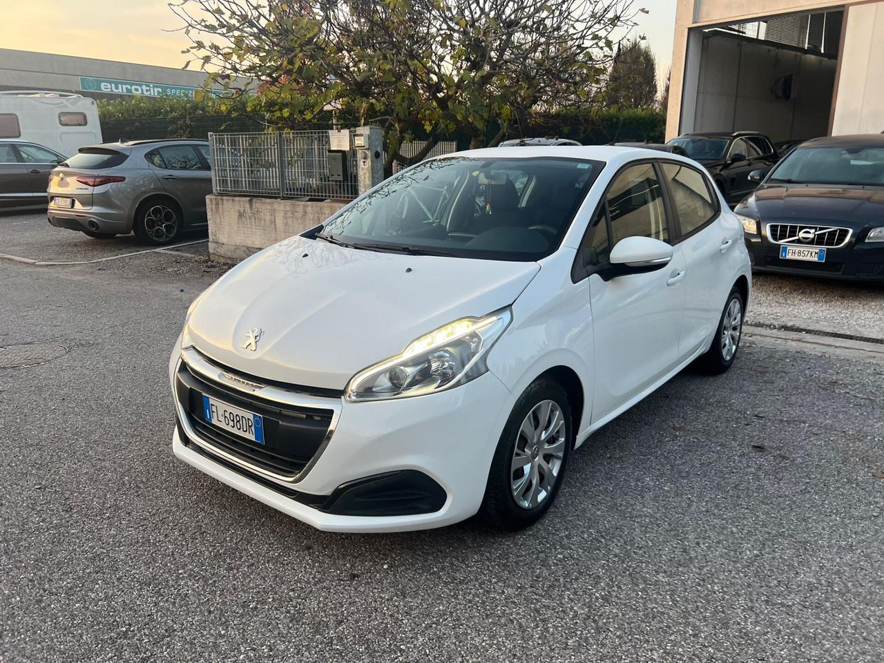 Peugeot 208 BlueHDi 75 S&S 5 porte Active Ok neopatentato