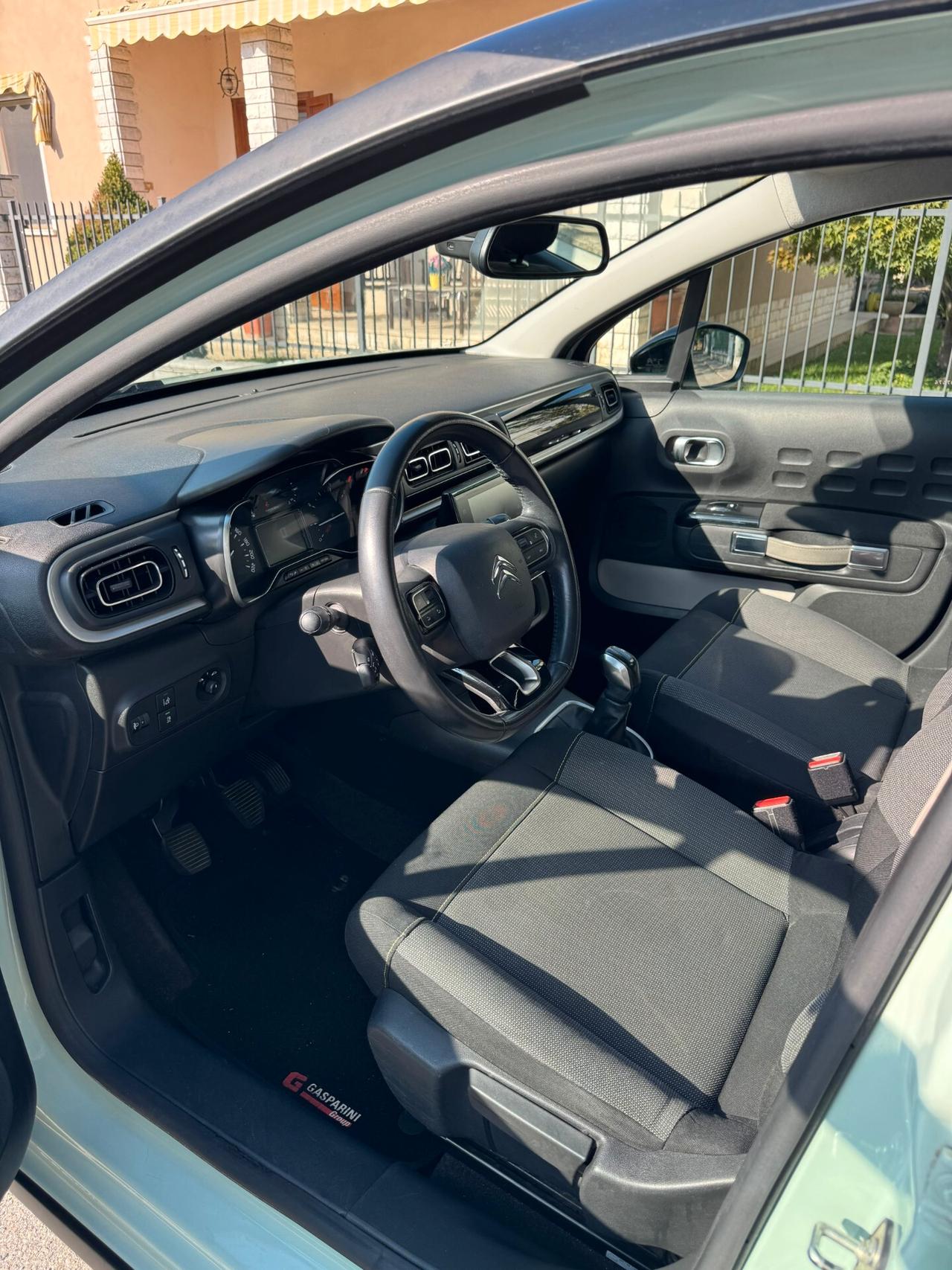 Citroen C3 PureTech 82 GPL Shine EURO 6B