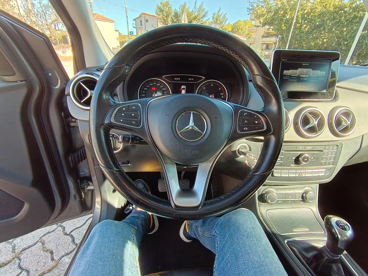 Mercedes-benz B 180 d Premium
