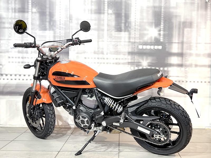 Ducati Scrambler Sixty2 400