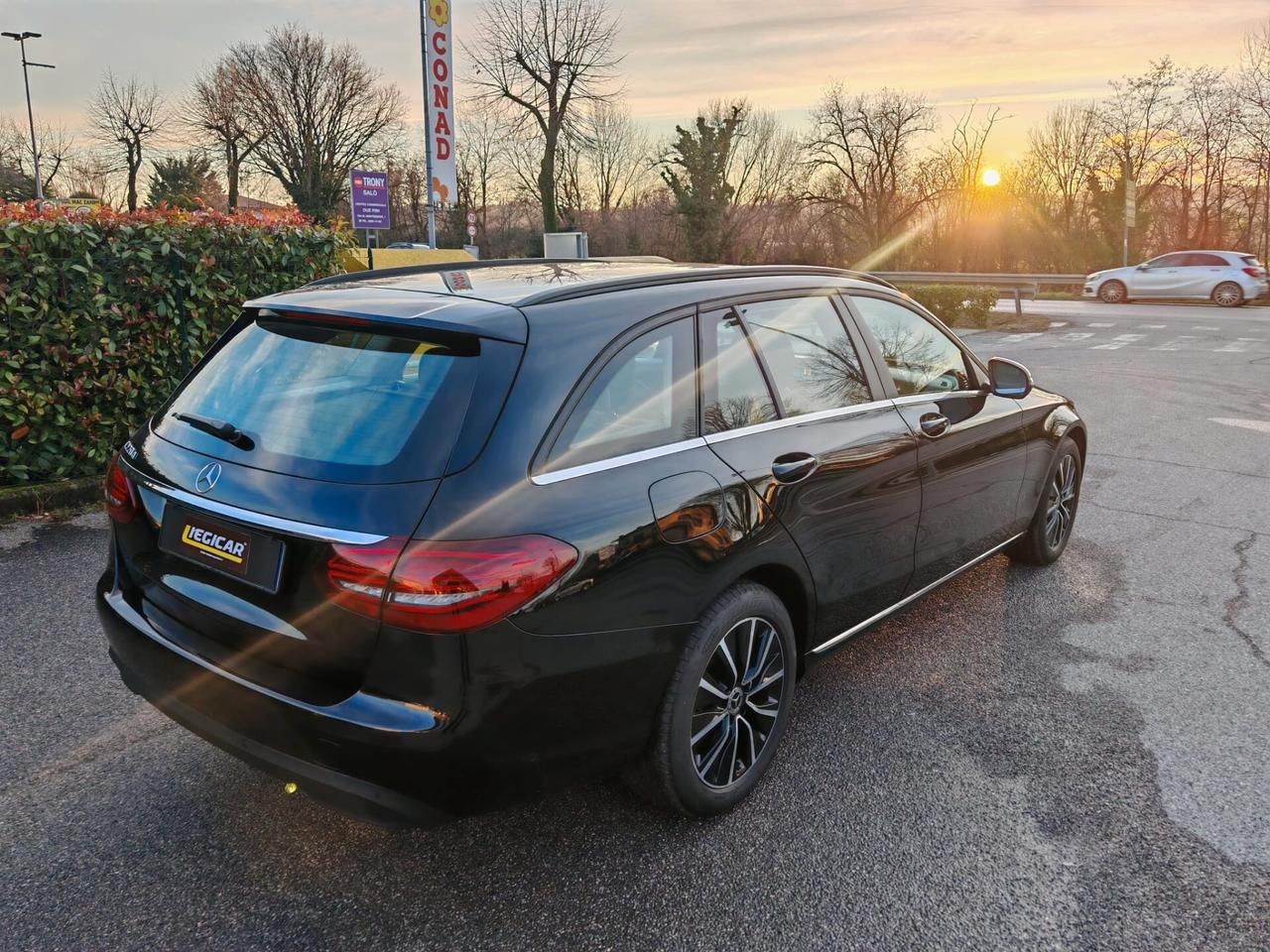 MERCEDES C220 UNICO PROP KM VERI GARANZIA 194CV