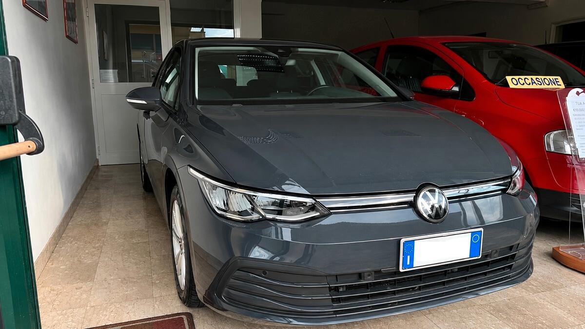 Volkswagen Golf 8 2.0 TDI Life