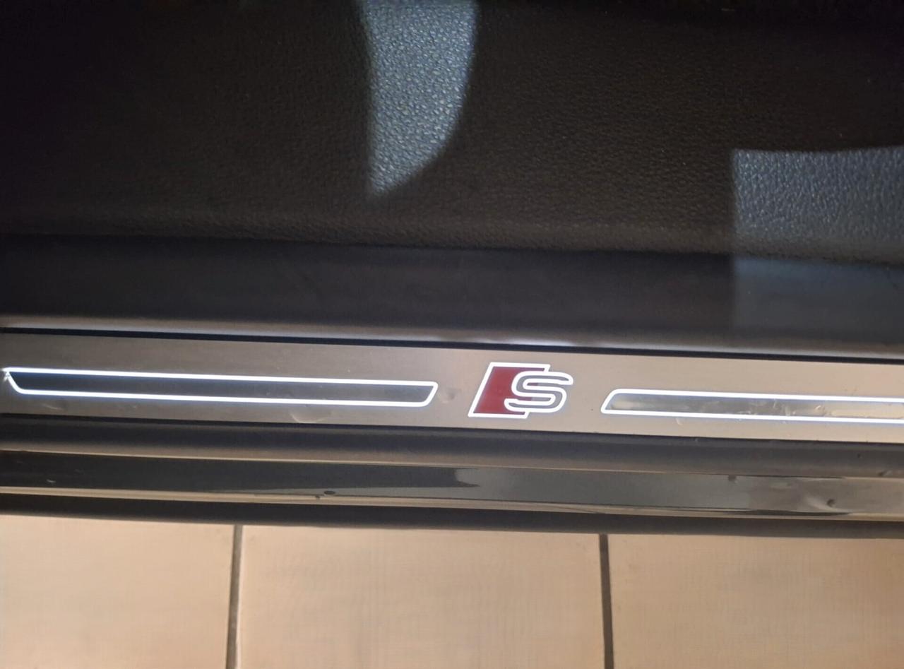 Audi Q8 SQ8 TDI quattro tiptronic