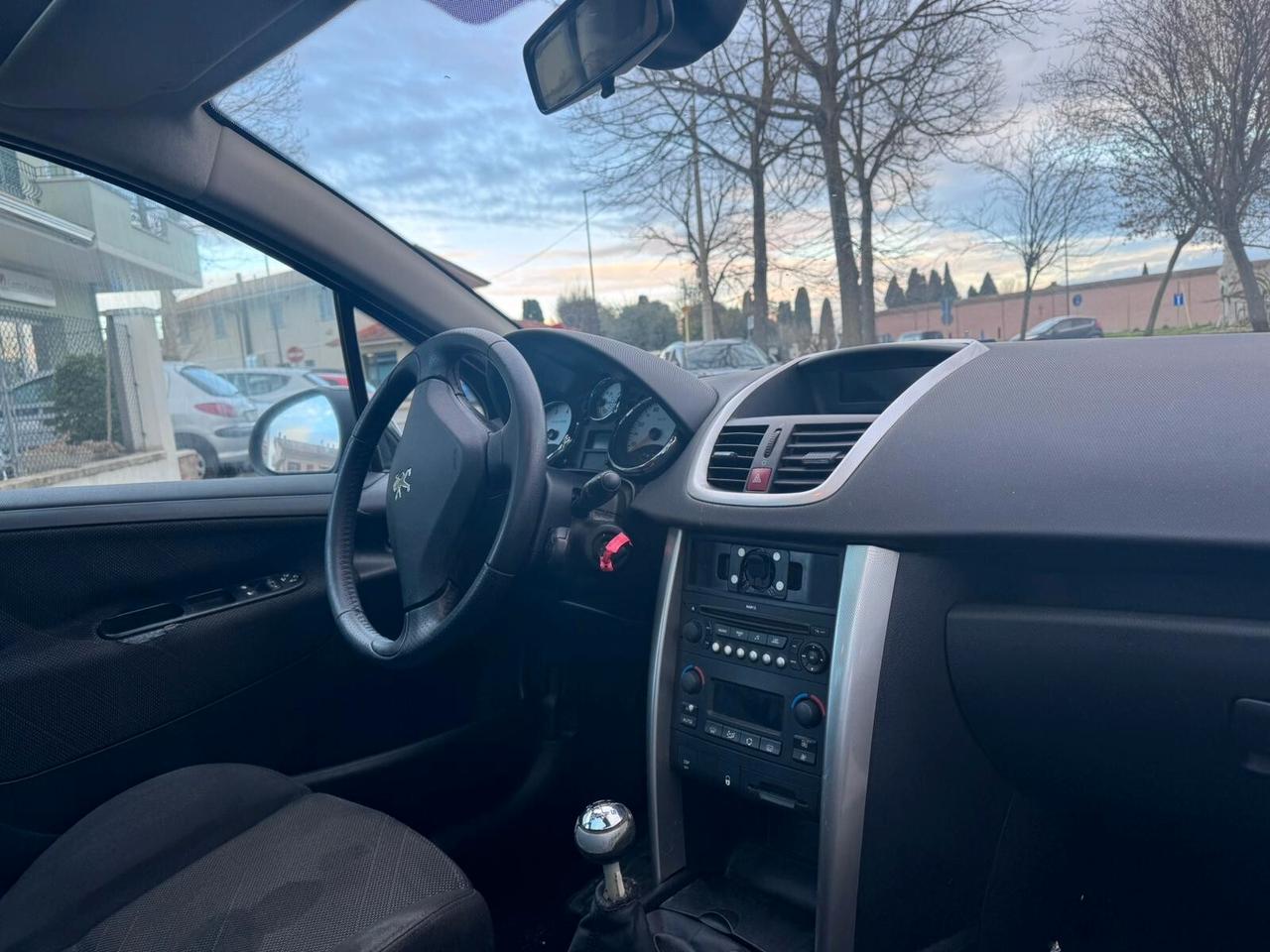 Peugeot 207 1.4 VTi 95CV SW XS Ciel