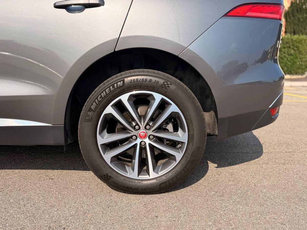 Jaguar F-Pace 2.0d R-Sport awd 180cv auto