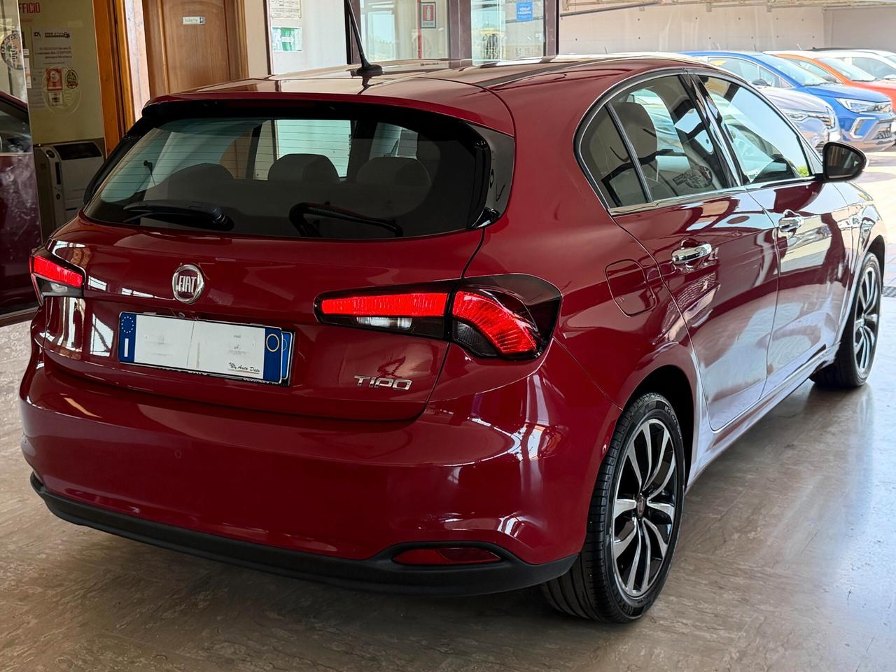 Fiat Tipo 1.6 M.JET 120 cv. 5 porte LOUNGE