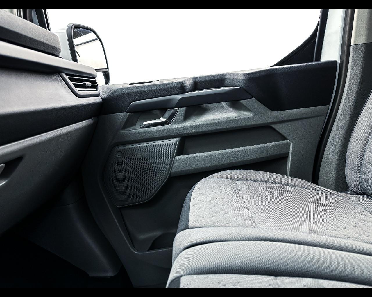 FORD Tourneo Custom 2ªs - Tourneo Custom 320 2.0 EcoBlue 170CV aut. PL Titanium