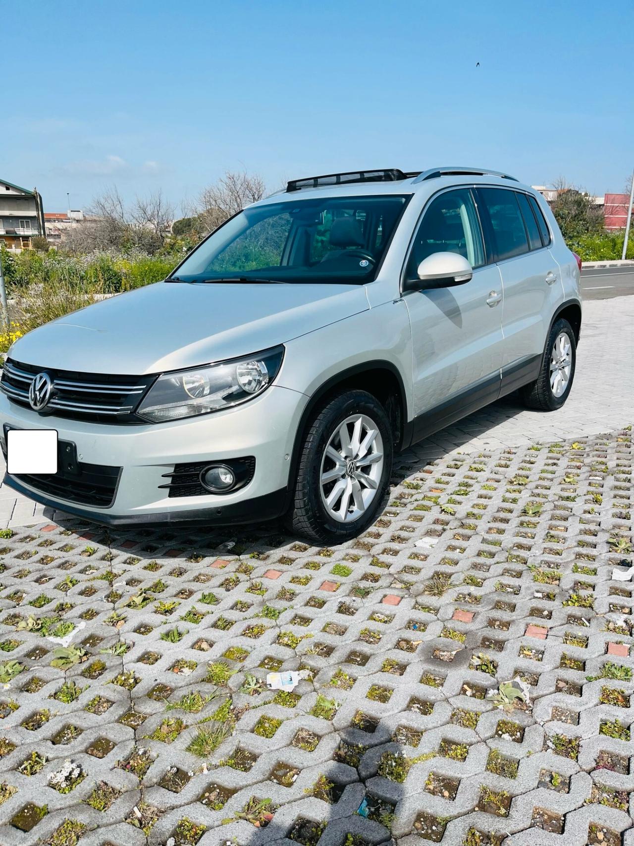 Volkswagen TIGUAN 2.0TDI FULL TETTO APRIBILE CHIAMA