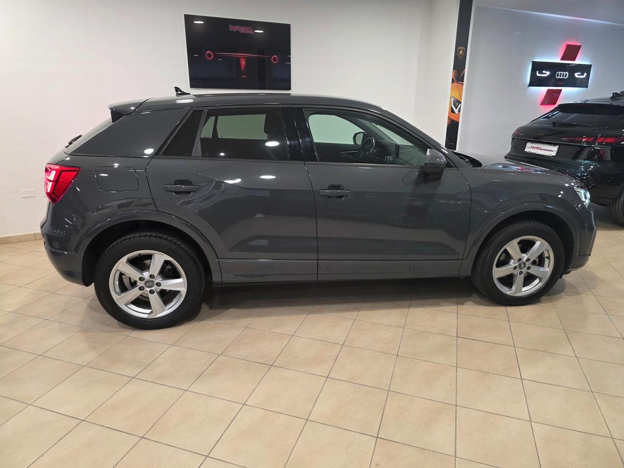 Audi Q2 30 TDI S tronic Business Design