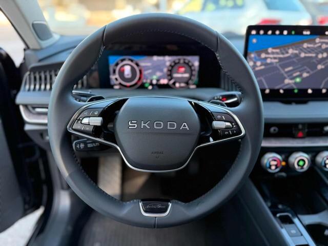 Skoda Superb 2.0 TSI DSG 4x4 Wagon Laurin&Klement
