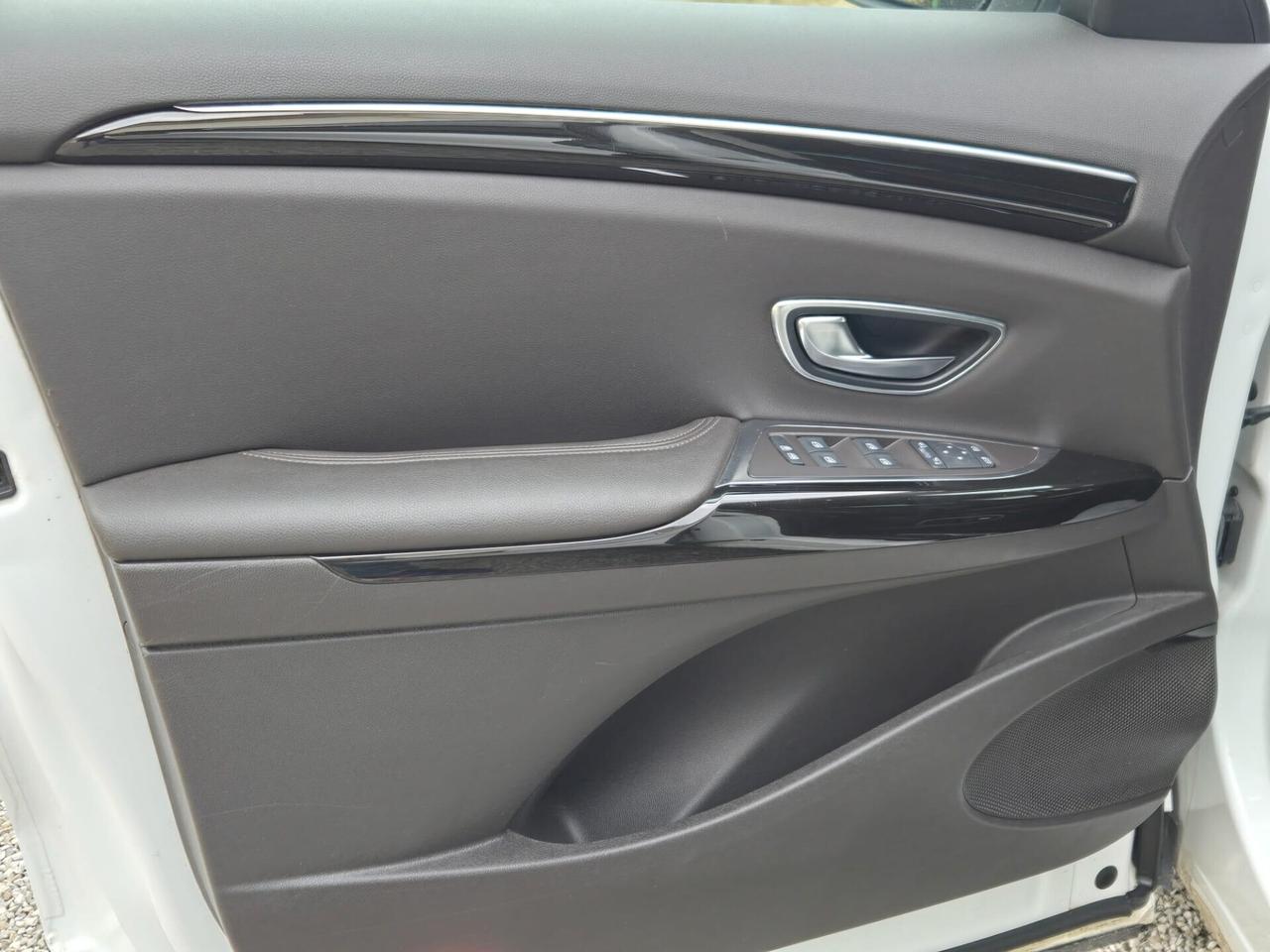 Renault Espace dCi 160CV Energy Initiale Paris 4Control 7 POSTI