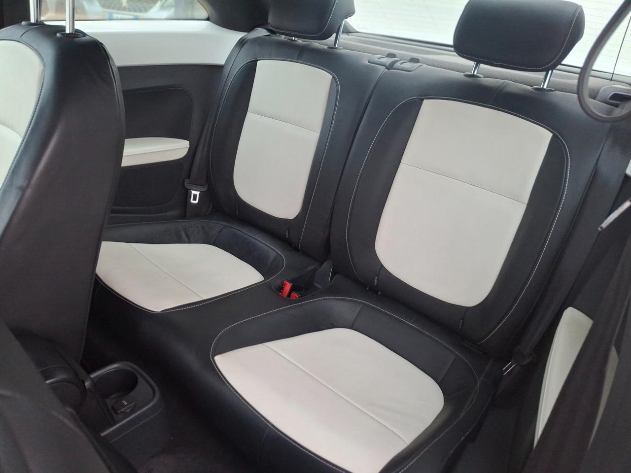 VW Maggiolino 1.6 TDI Design