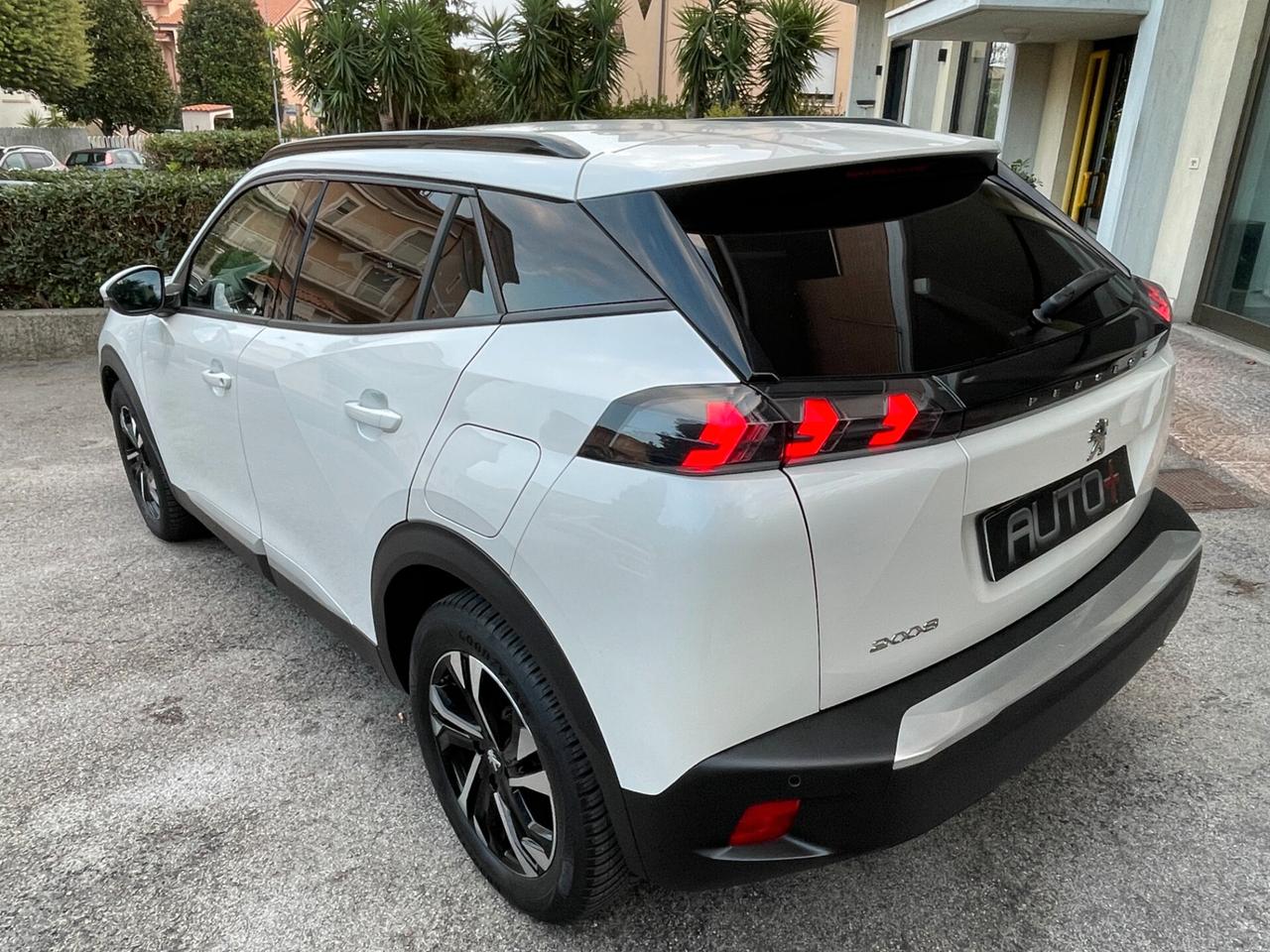 Peugeot 2008 BlueHDi 110 S&S Allure Pack