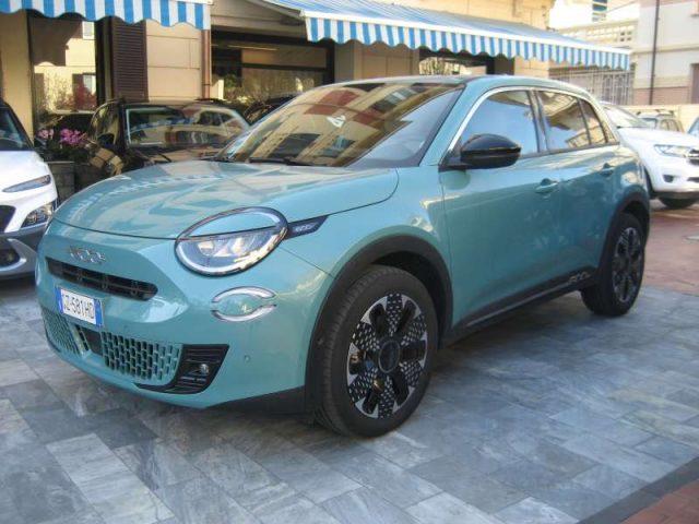 FIAT 600 HYBRID 110 CV DCT MHEV LA PRIMA
