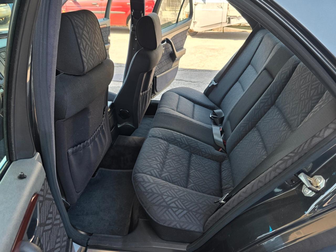 Mercedes-benz C 180 cat Elegance Unicoproprietario Neopatentati ok