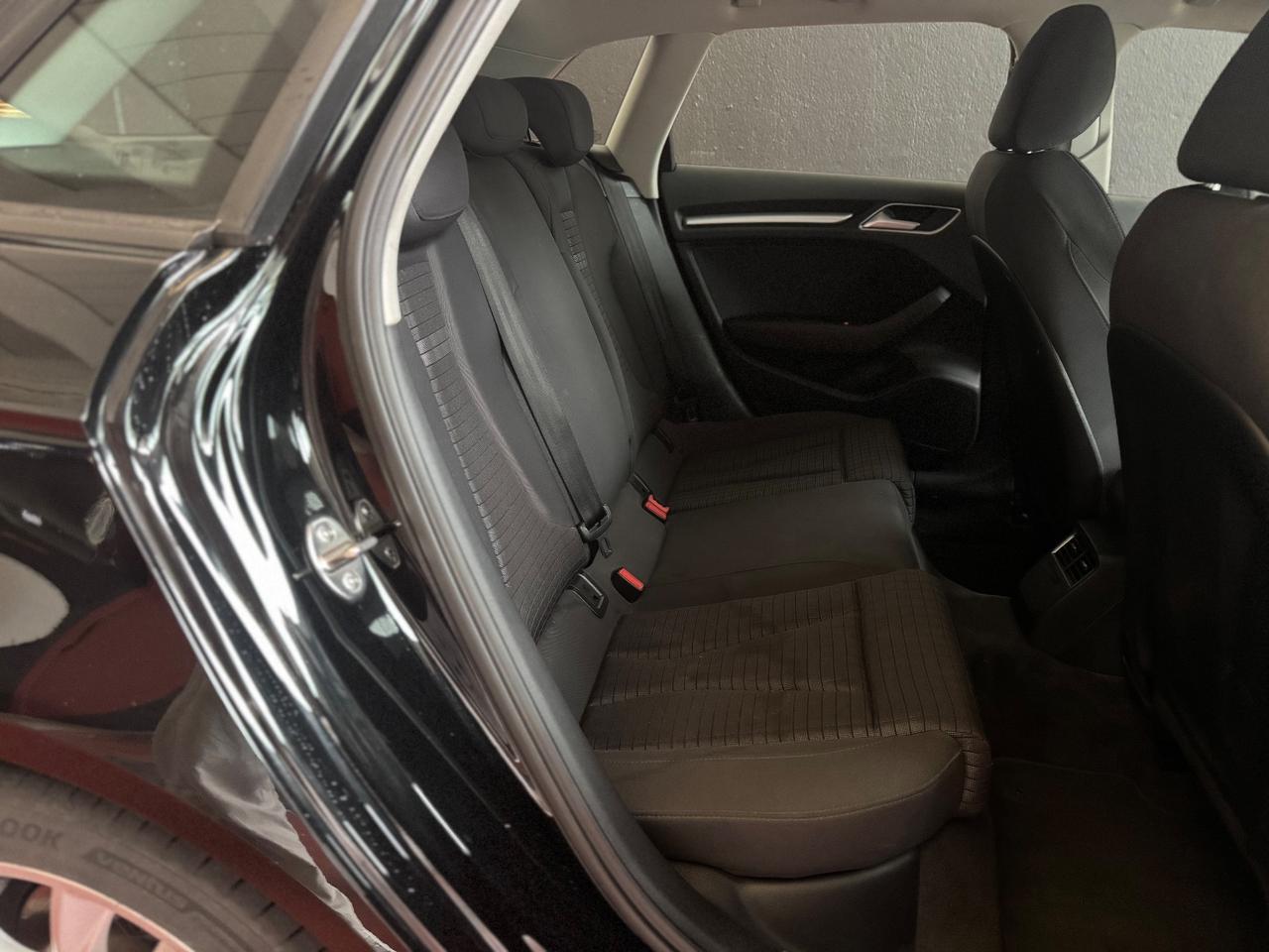 Audi A3 1.6 TDI clean diesel S tronic Garanzia