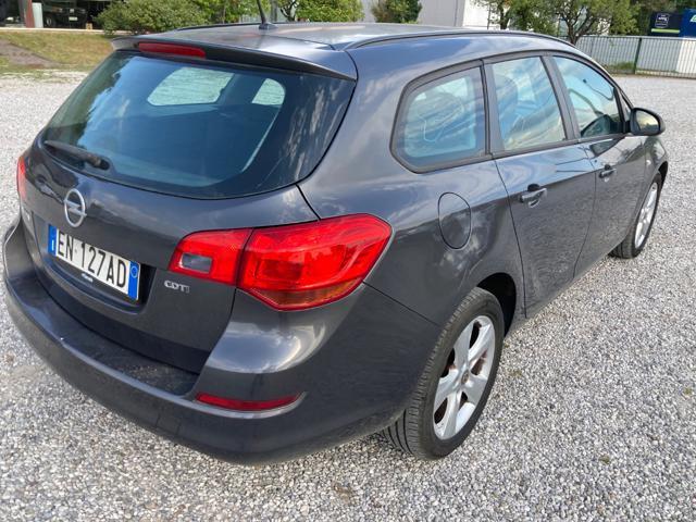 OPEL Astra 1.7 CDTI 110CV Sports Tourer Cosmo