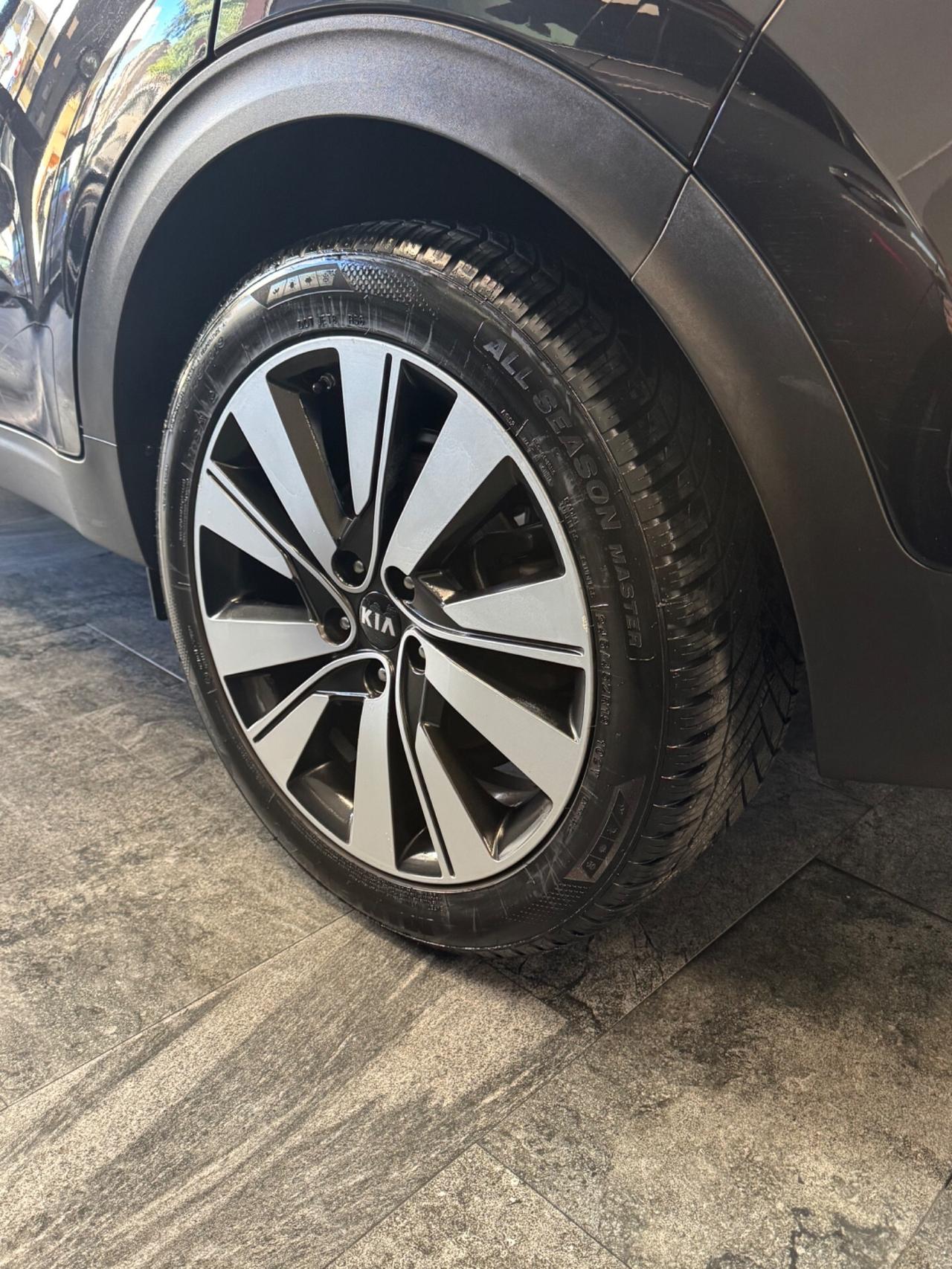 Kia Sportage 1.7 CRDI 141 CV TETTO APRIBILE