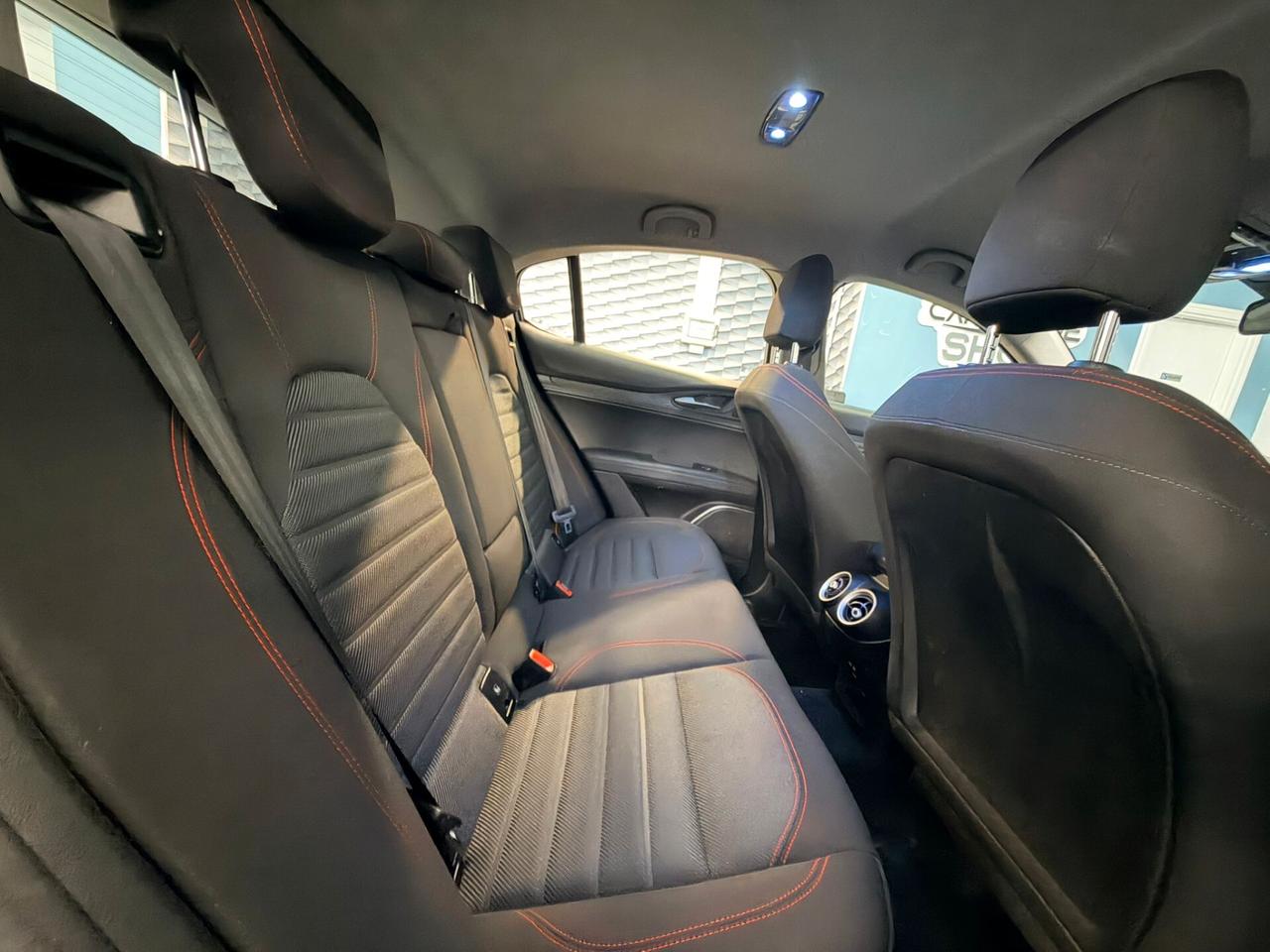 Alfa Romeo Stelvio 2.2 Turbodiesel 160 CV AT8 RWD Business 2021