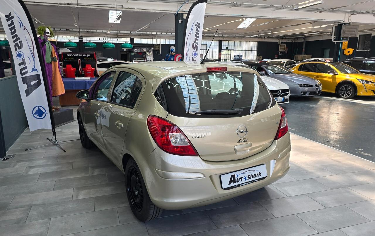 OPEL CORSA 1.2 BENZINA 80CV XNEOPATENTATI