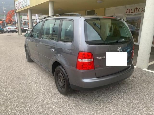 VW Touran - Trendline 1.9 TDI