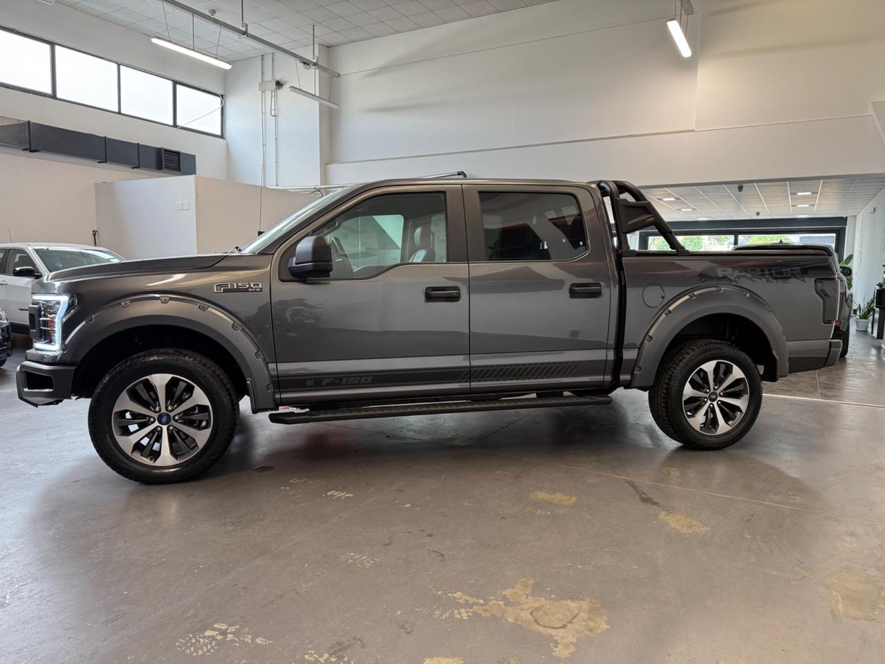 Ford F-150 Raptor STX 3.5 L V6 EcoBoost