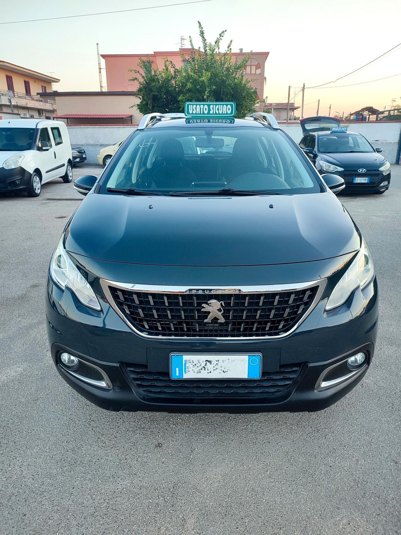 Peugeot 2008 1.2 bz Active 82cv con 79.000 Chilometri