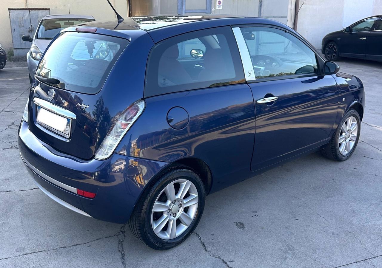 Lancia Ypsilon 1.3 Multijet 70cv Platino NEOPATENTATI