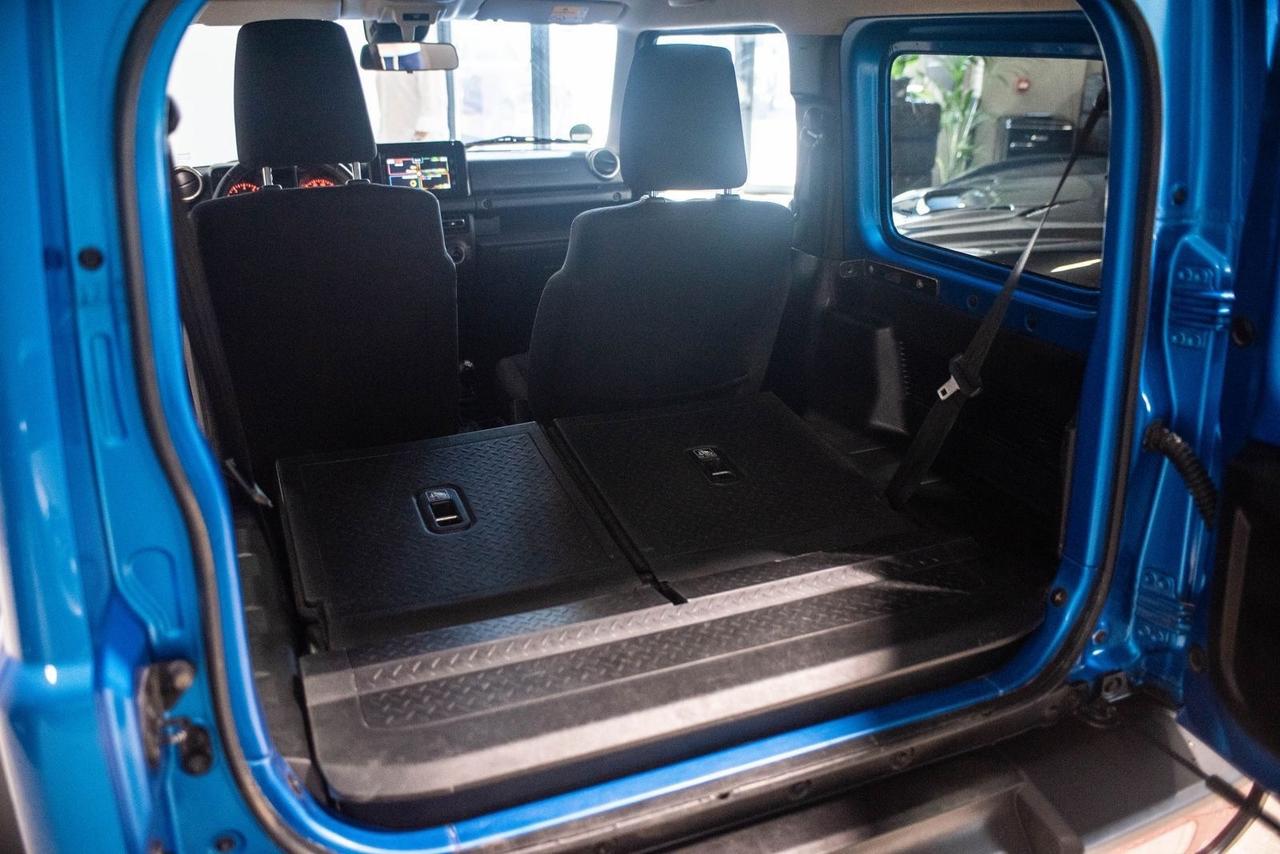 Suzuki Jimny 1.5 4AT Top