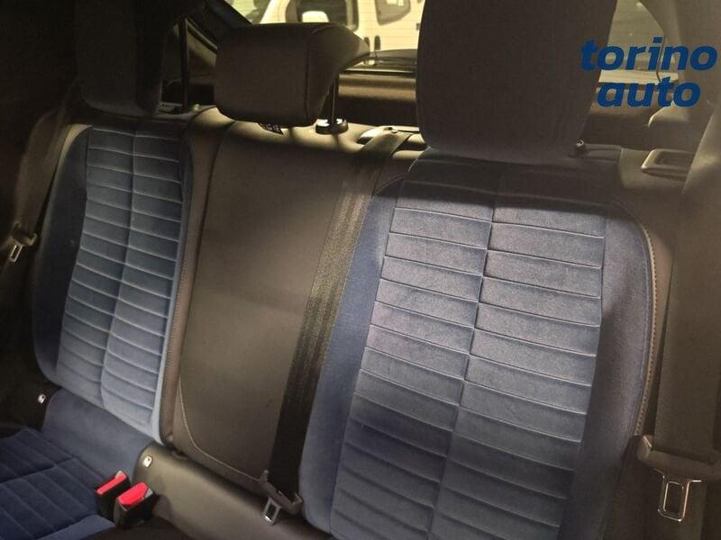 Lancia Ypsilon Ibrida Ibrida Edizione Cassina e-DCT