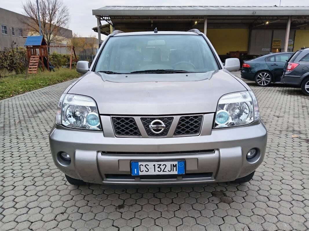 Nissan X-Trail 2.2 dci Urban Plus FL