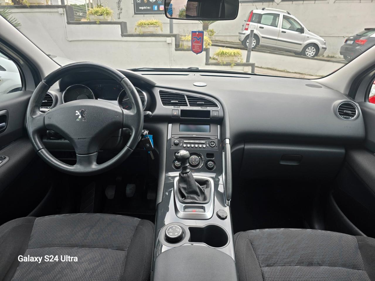 Peugeot 3008 1.6 HDi 110CV