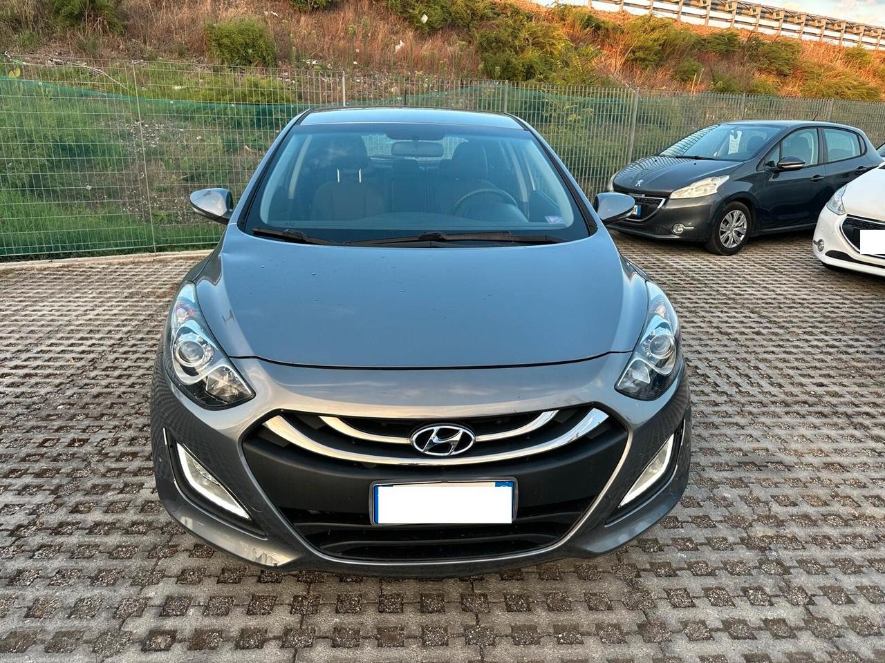 Hyundai i30 1.6 CRDi 128 CV 5p. Style-06/2012