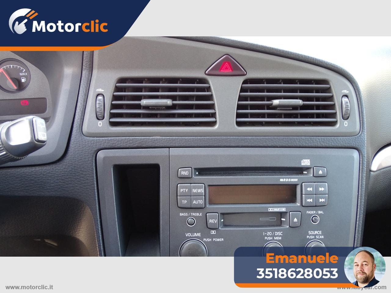 VOLVO V70 2.4 T AWD XC