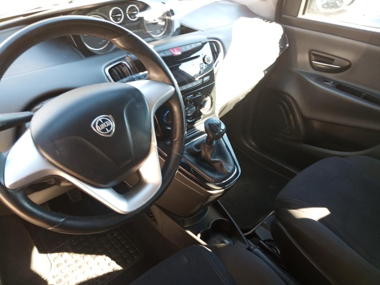 Lancia Ypsilon 1.3 MJT 16V 95 CV 5 porte S&S Gold