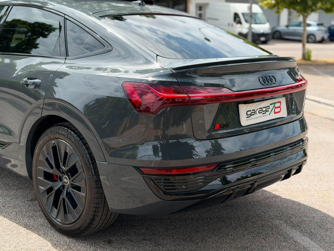 Audi Q8 e-tron 55 quattro S line edition