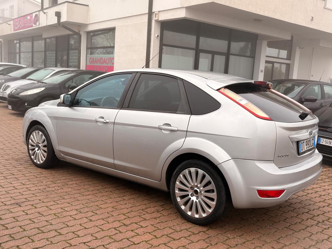 Ford Focus 2.0 (145CV) 5p. Bz.- GPL Tit.