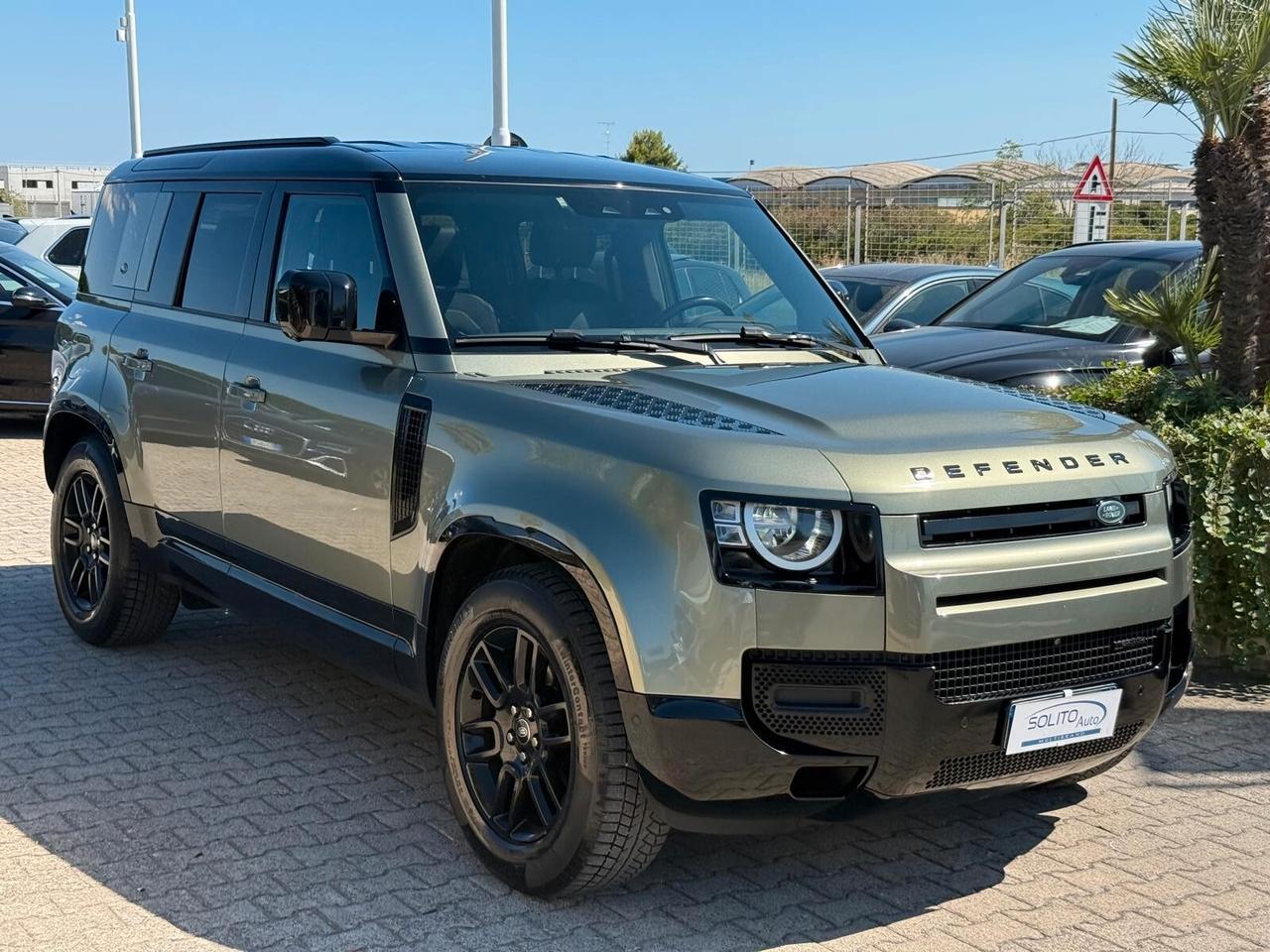 Defender 110 5P 3.0d 250 CV X-Dynamic S Pancea Green Bi-color