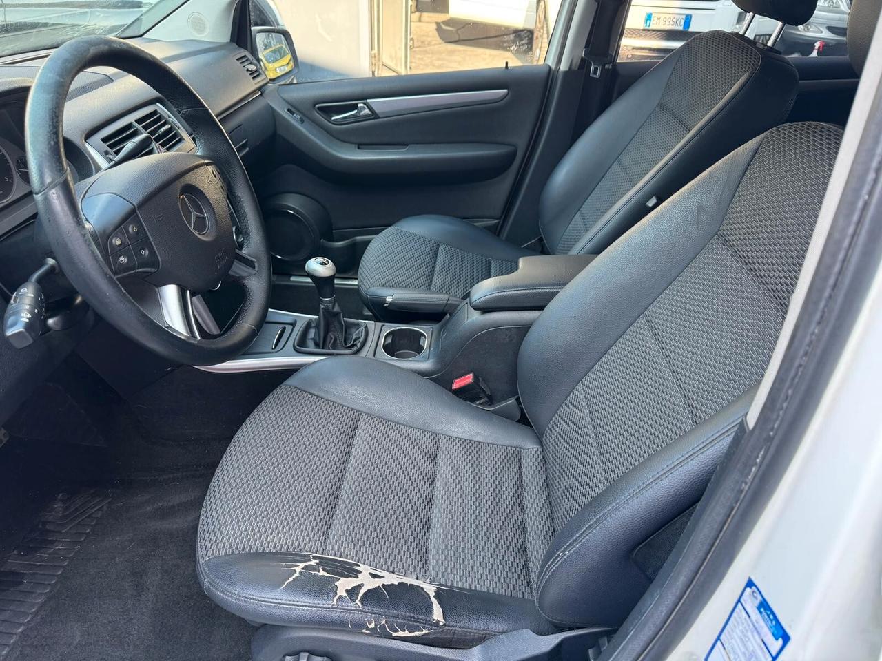 Mercedes-benz B 200 CDI Premium